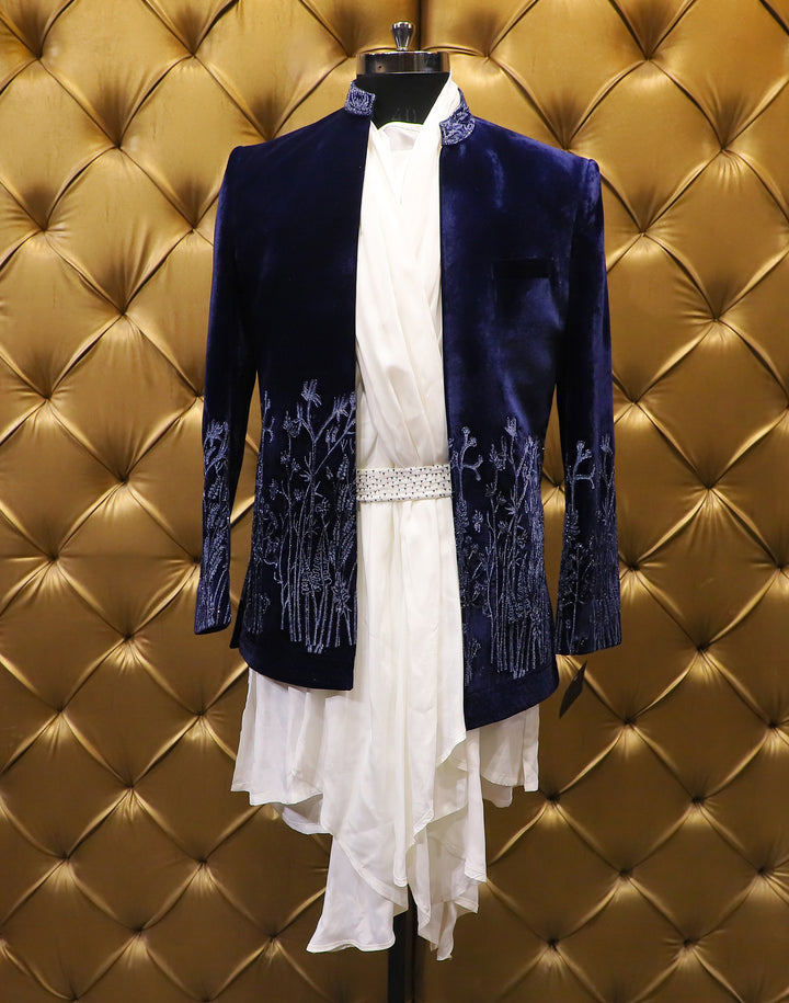 ADVAYA: Free-Flowing Kurta and Velvet Jacket Ensemble