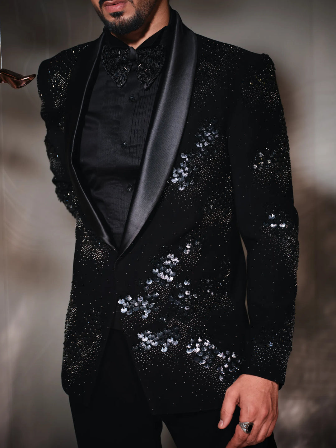 MIDNIGHT NOIR CRYSTAL TUXEDO