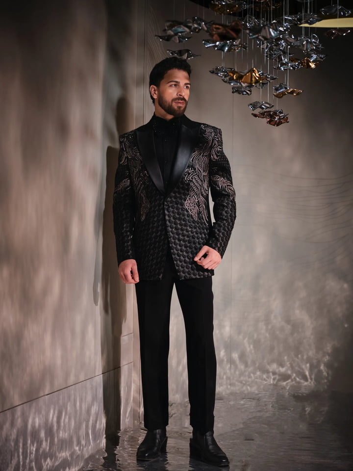 EMBROIDERED BLACK TUXEDO