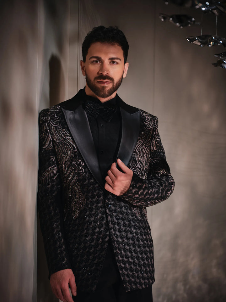 EMBROIDERED BLACK TUXEDO
