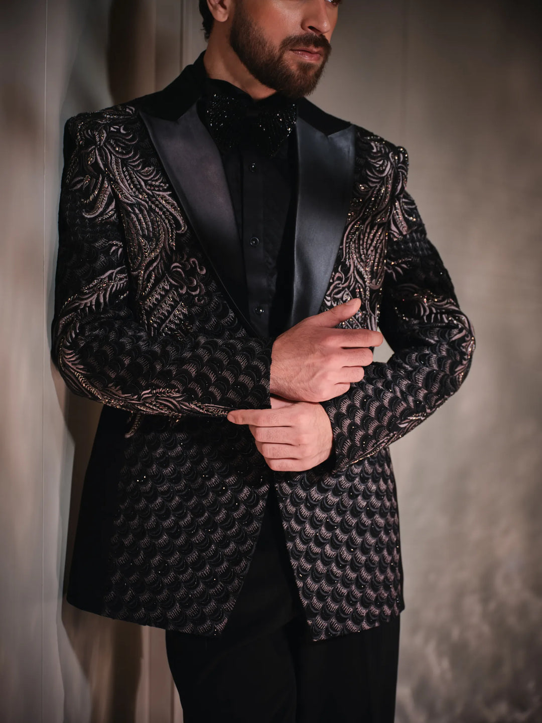 EMBROIDERED BLACK TUXEDO