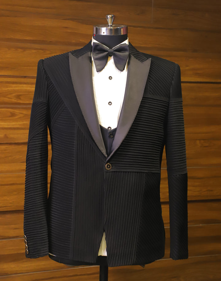 TRENT: The Single-Button Five-Piece Tuxedo Set