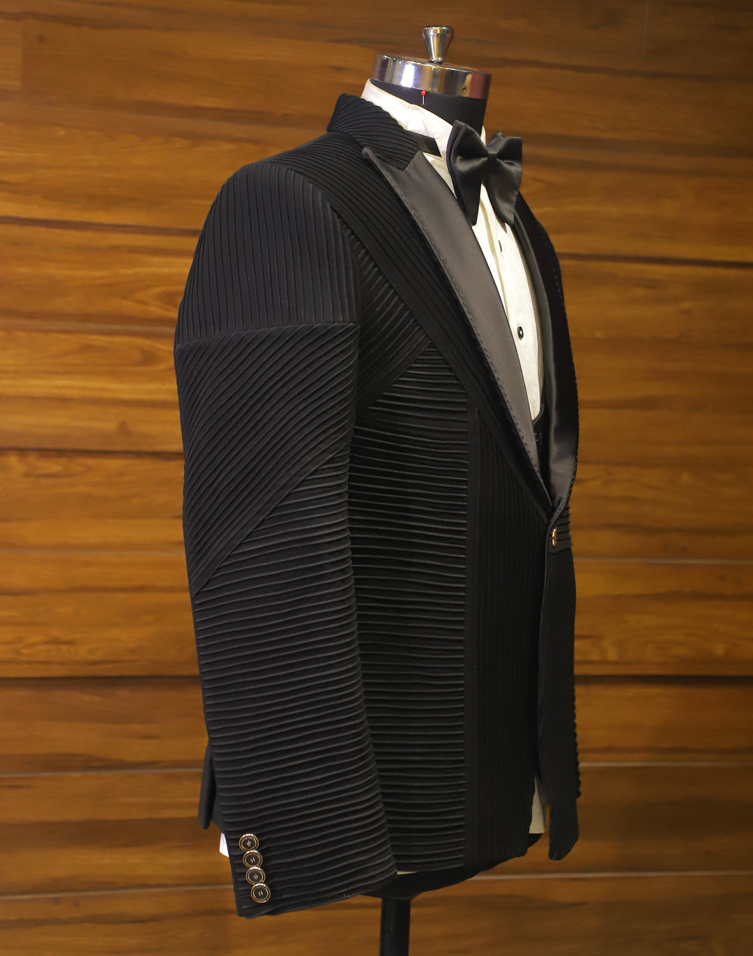 TRENT: The Single-Button Five-Piece Tuxedo Set